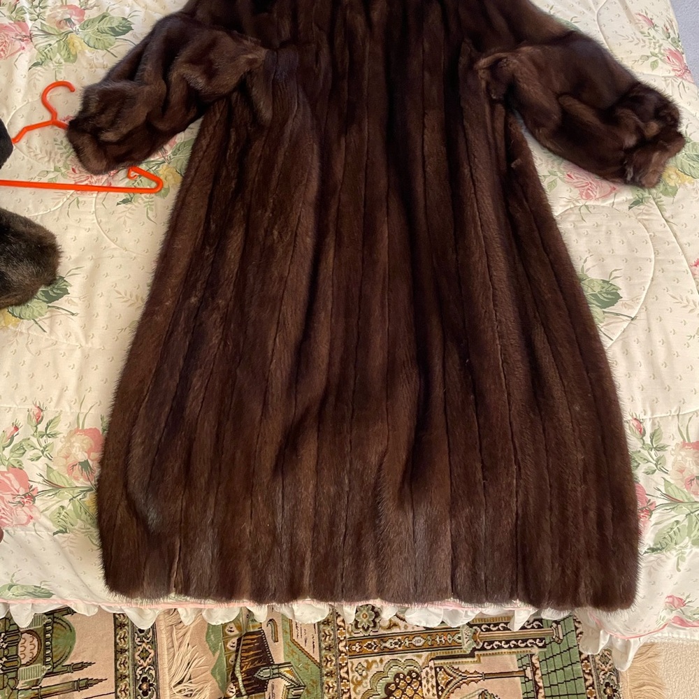 Mink coat - Picture 11 of 14